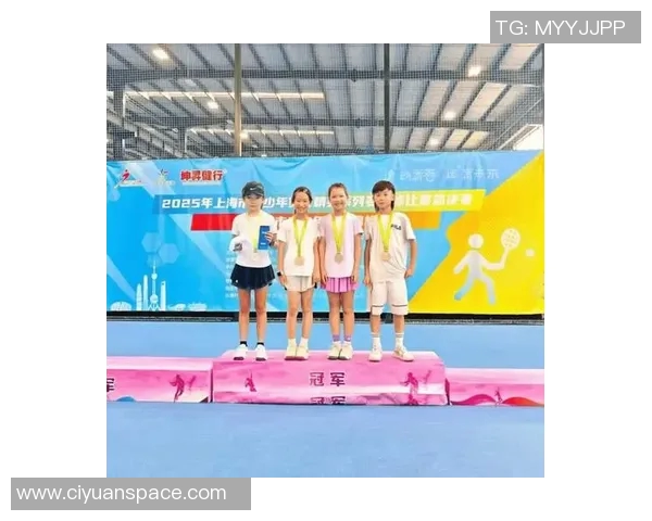 南京网球队的默契配合与战术探讨助力网球水平提升